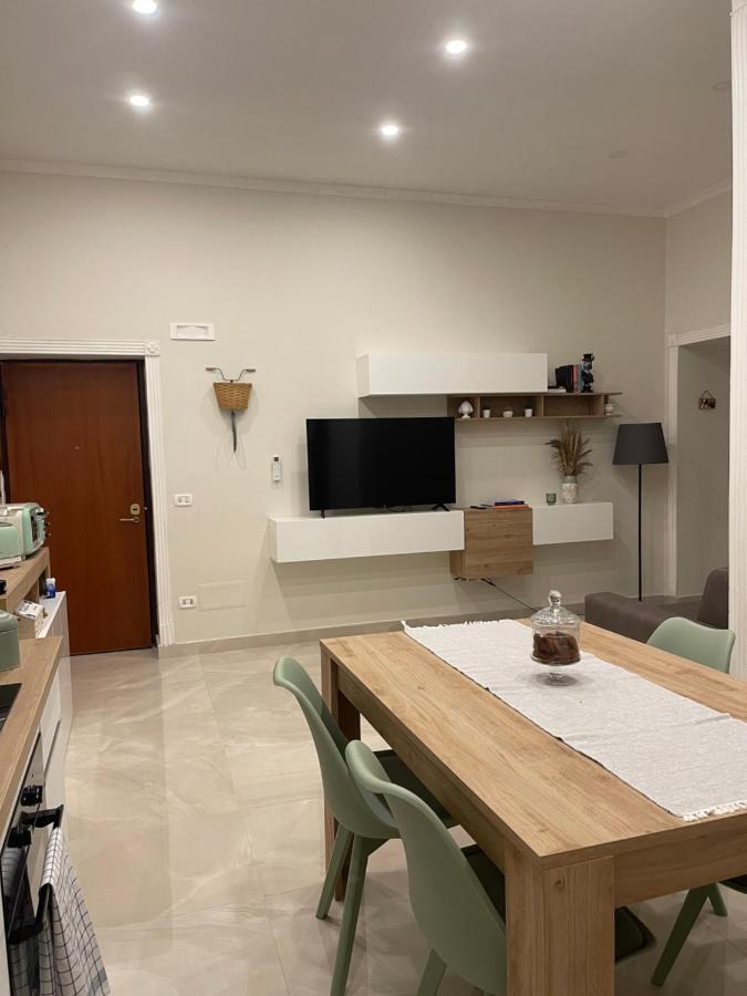 Miracles On 32Th Street Apartment Napoli Bagian luar foto