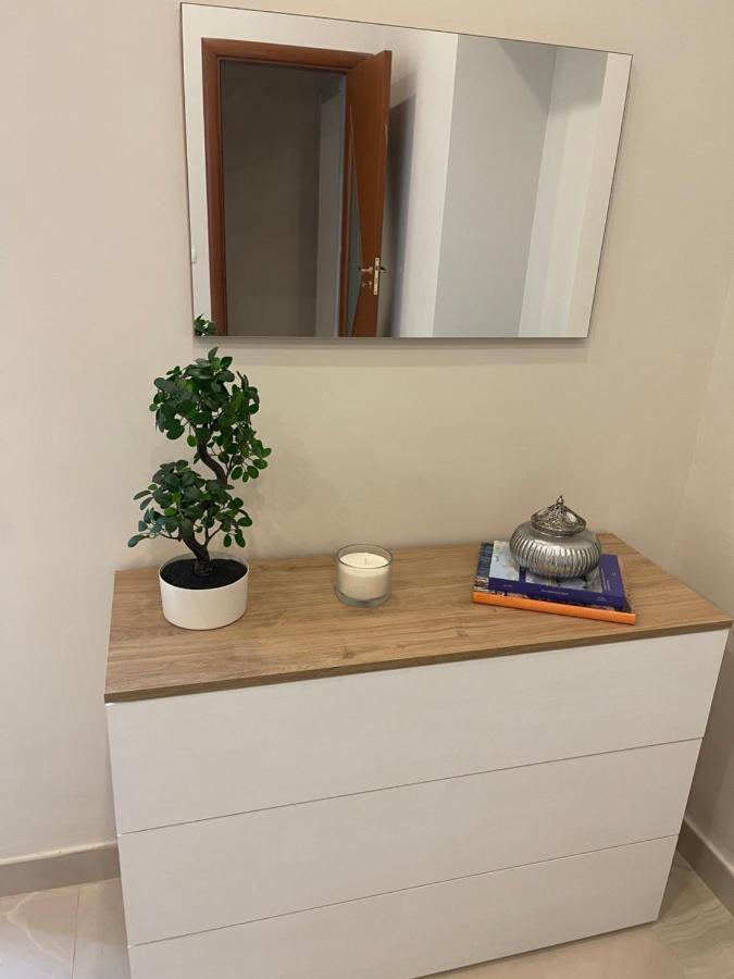 Miracles On 32Th Street Apartment Napoli Bagian luar foto