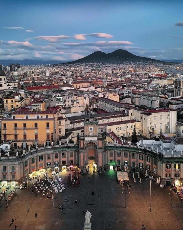 Miracles On 32Th Street Apartment Napoli Bagian luar foto